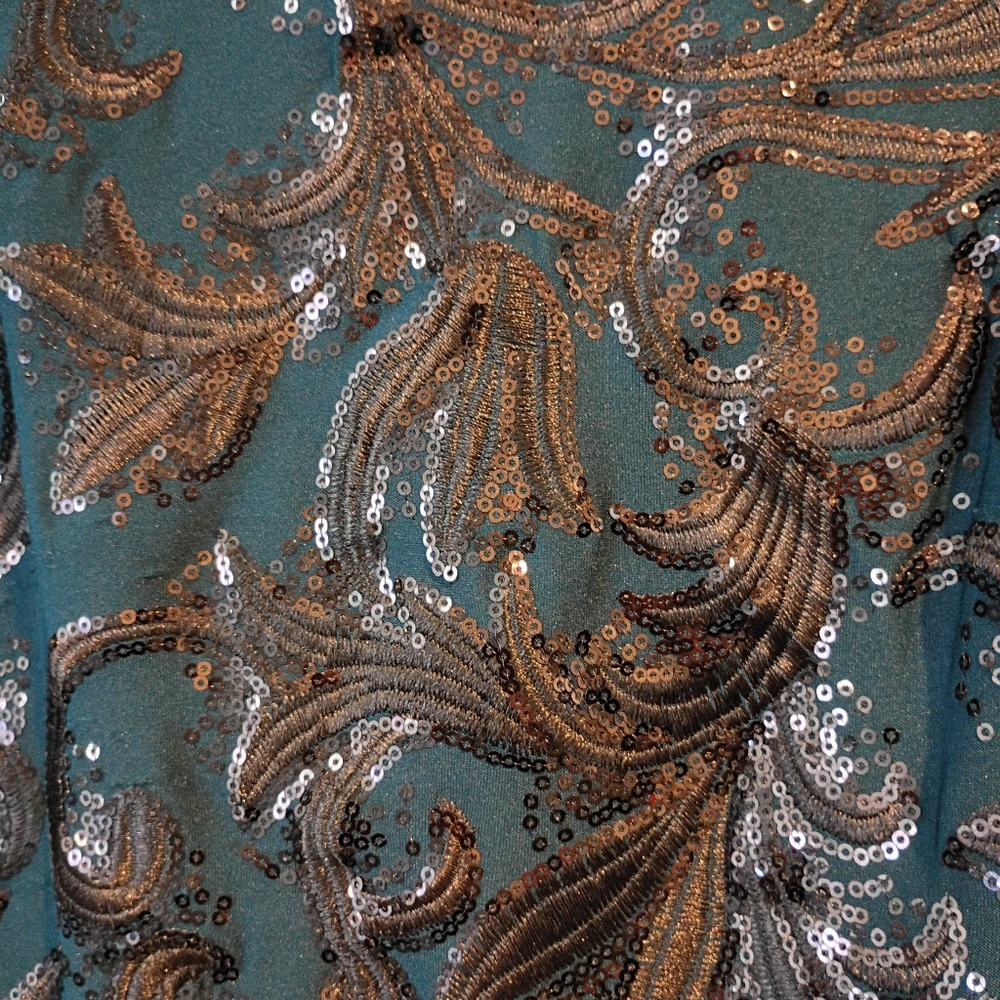 MARINA Green Knit Cocktail Dress With Black Embroidered & Sequined Pattern - Picture 3 of 5